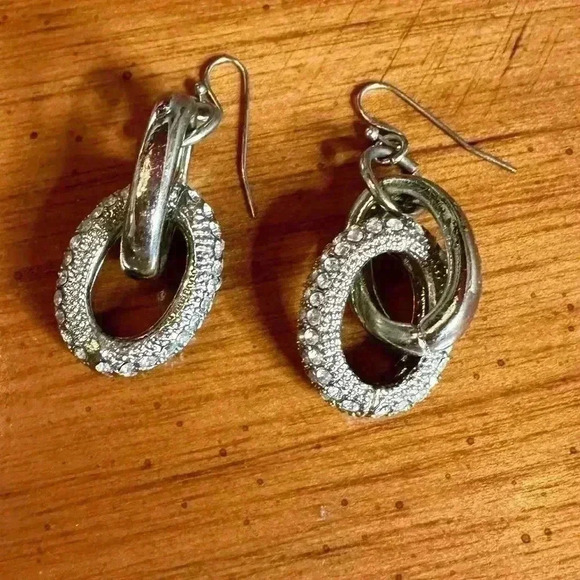 Coldwater Creek Pave Chain Necklace Gold-Tone 22” includes matching earrings - Picture 4 of 4